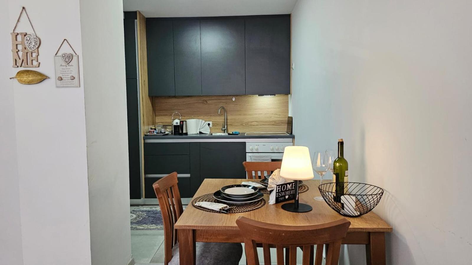 Superb 1 Bedroom In The Best Zone Of The City. Ferizaj Luaran gambar